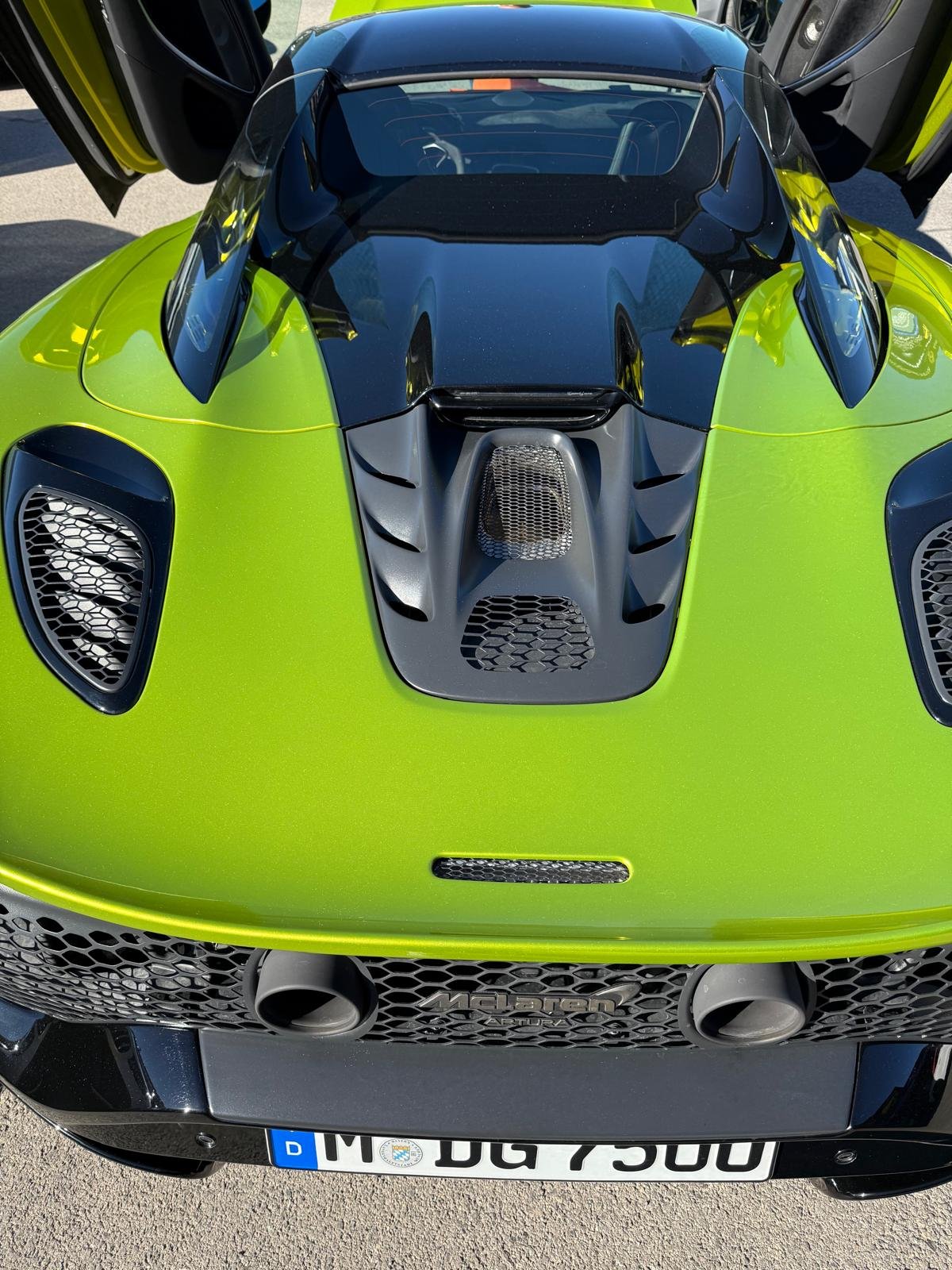 McLaren Artura — photo 6